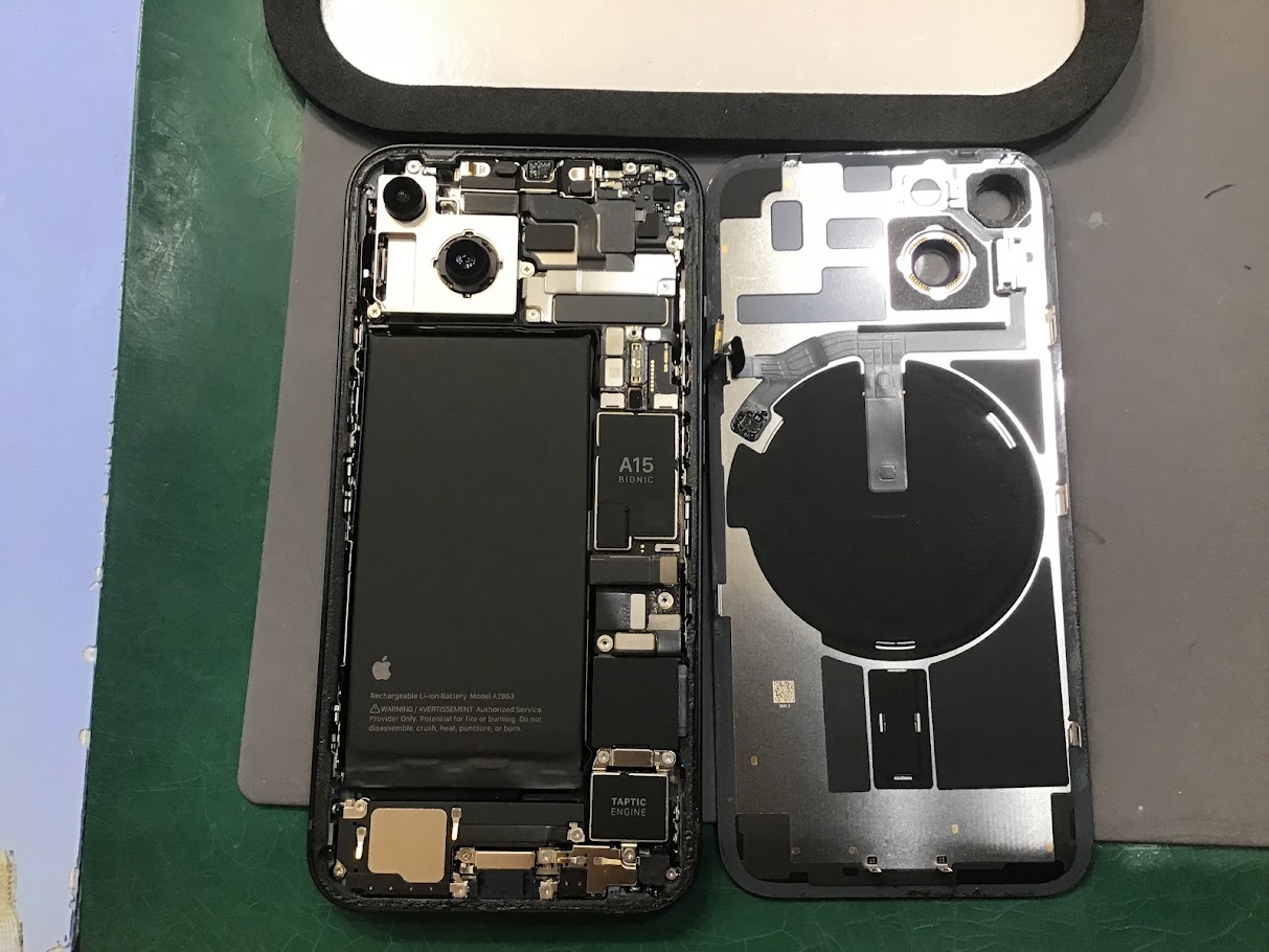 iPhone14のバッテリー交換ならデータそのまま修理可能なスマホ修理工房グランデュオ蒲田店へ！